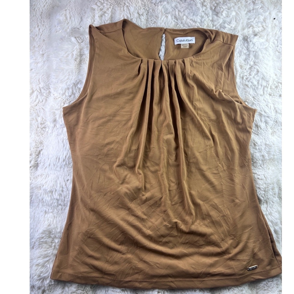 Calvin Klein Womens Pleated Neck Sleeveless Blouse Tan Camel Medium.  A29